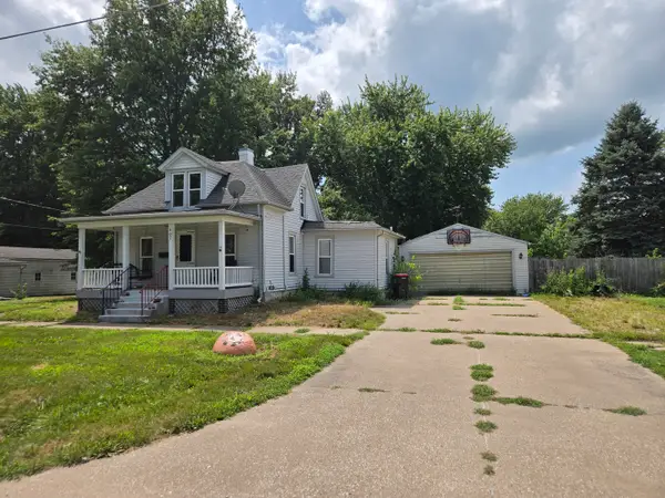 407 NE 3rd Avenue, Aledo, IL 61231