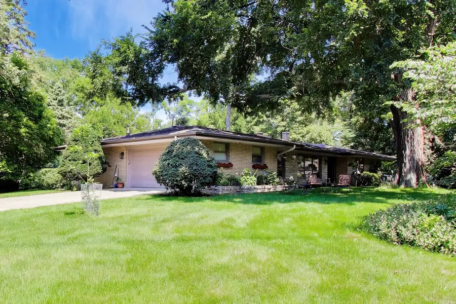 6370 Pontiac Drive, Indian Head Park, IL 60525 - #3