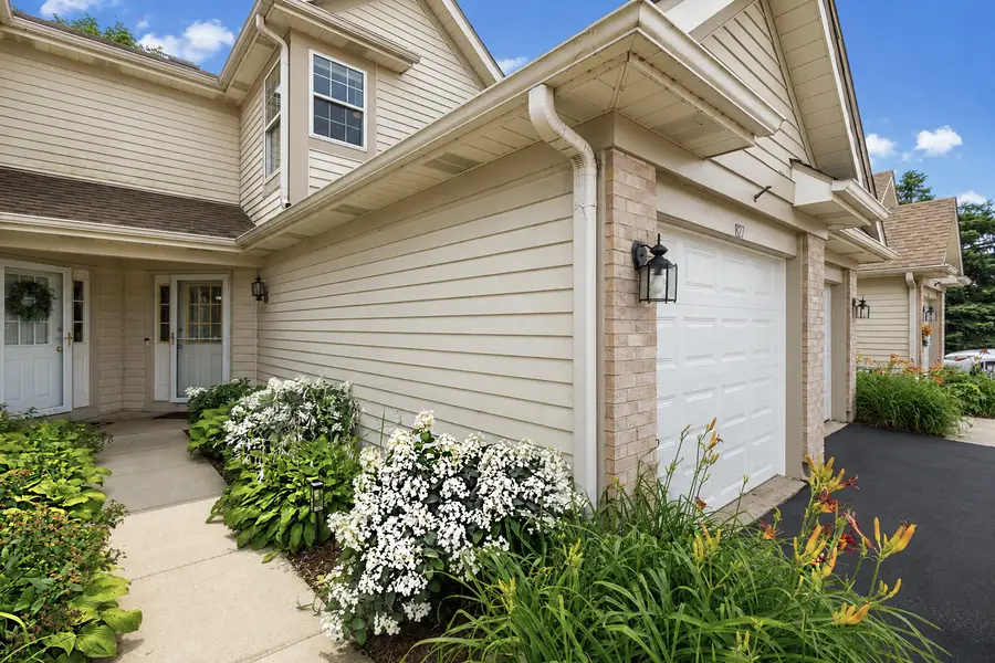 1827 Grove Avenue, Schaumburg, IL 60193 - #2