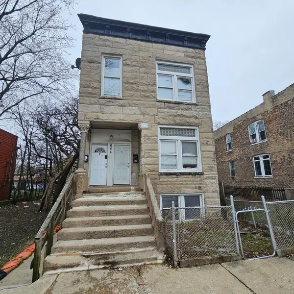 644 N Albany Avenue, Chicago, IL 60612