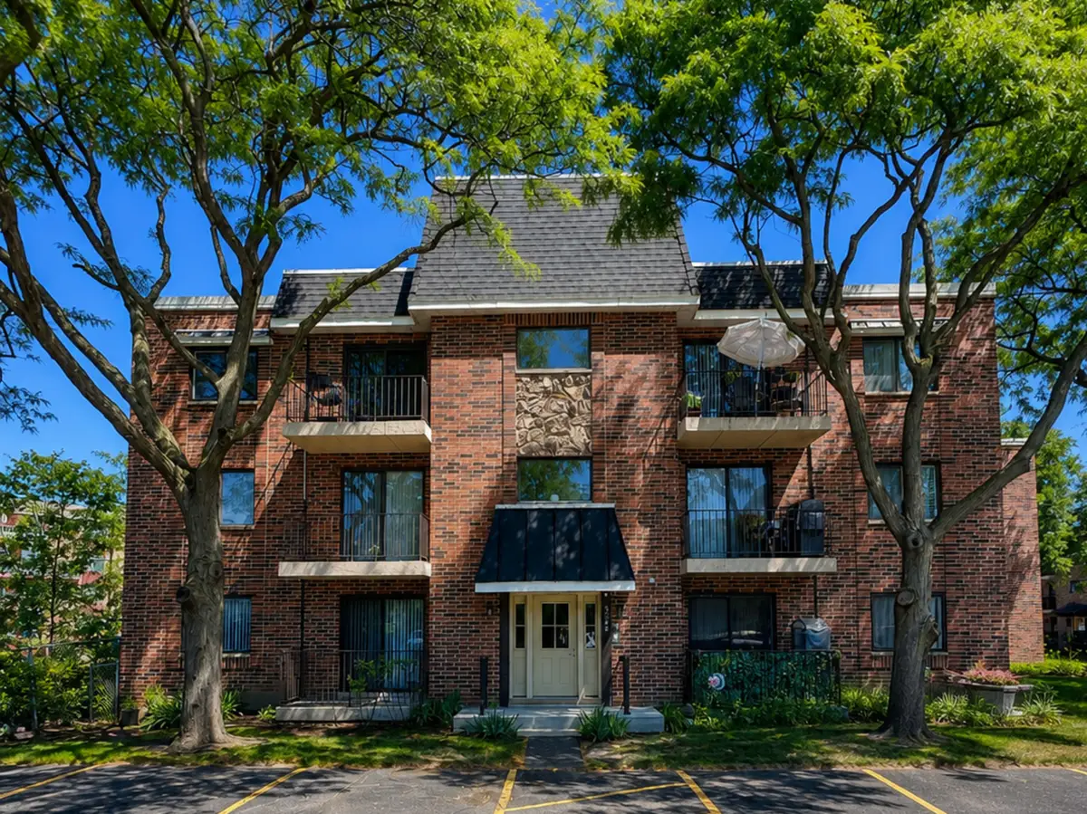 5408 Chateau Drive #3, Rolling Meadows, IL 60008 - #1
