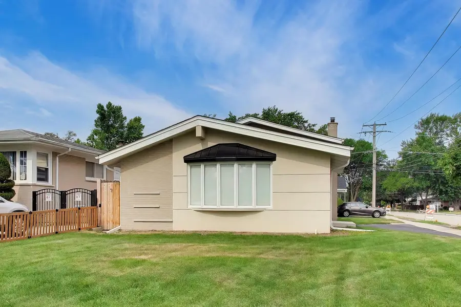 3 W White Oak Street, Arlington Heights, IL 60005 - #2