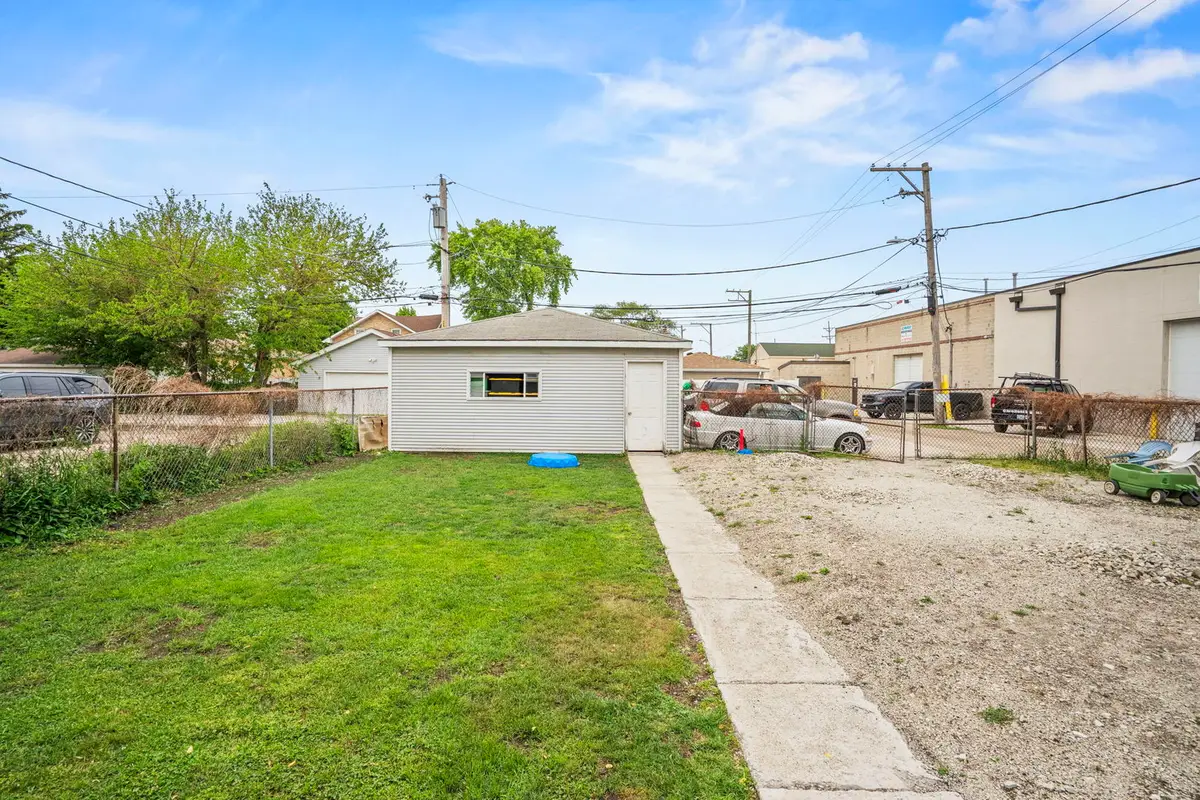 4635 Eberly Avenue, Brookfield, IL 60513 - #1