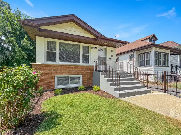 8864 S Winchester Avenue, Chicago, IL 60620