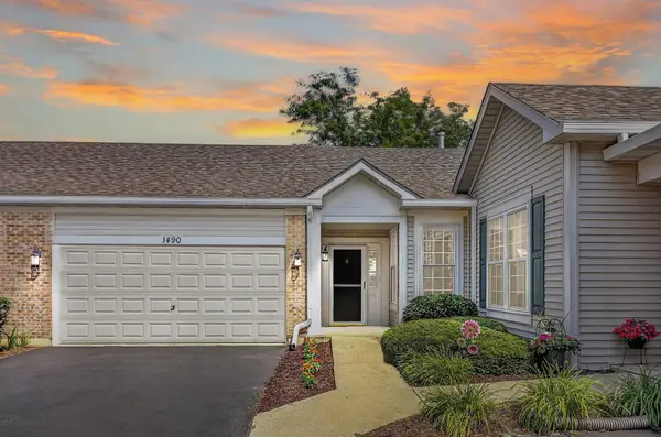 1490 W Ludington Circle, Romeoville, IL 60446