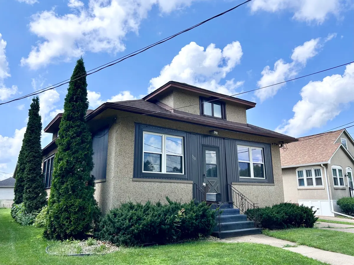 708 12th Street, Peru, IL 61354 - #1