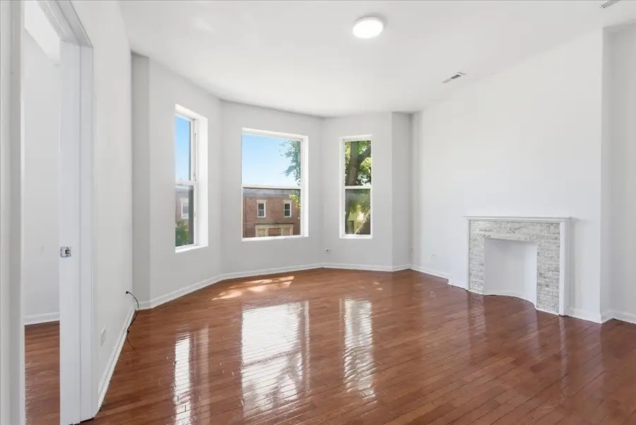 6506 S Saint Lawrence Avenue, Chicago, IL 60637 - #2