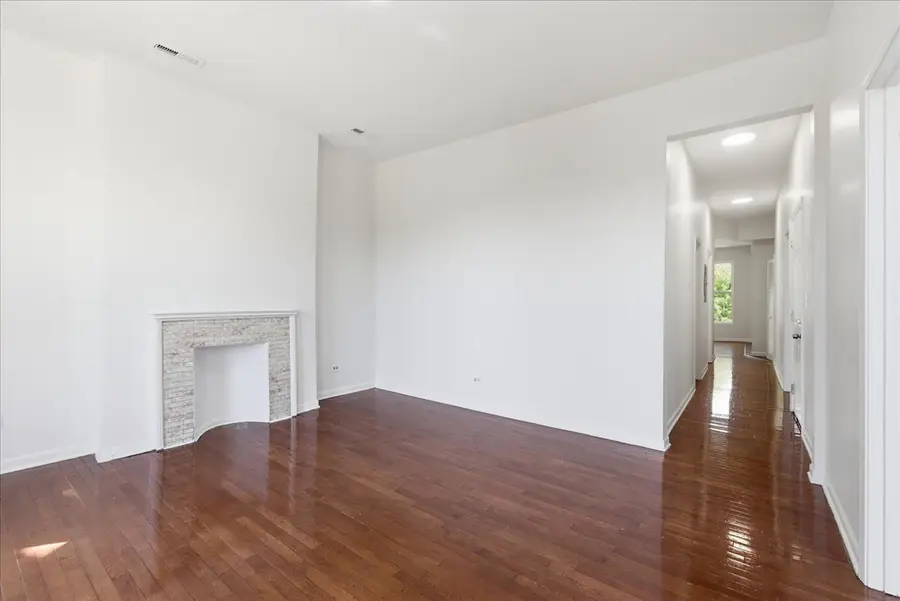 6506 S Saint Lawrence Avenue, Chicago, IL 60637 - #3