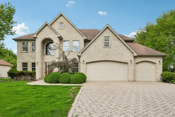 426 Heatherwood Drive Se, Oswego, IL 60543