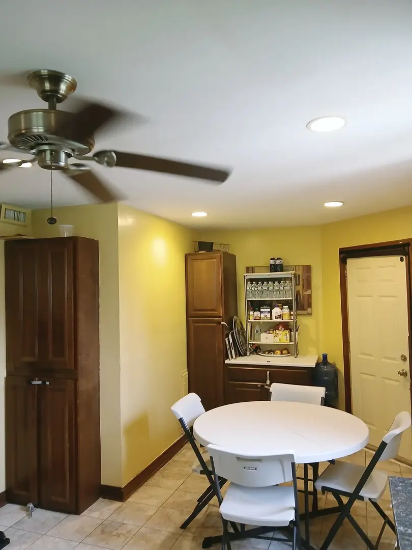 6810 W 95th Place, Oak Lawn, IL 60453 - #3