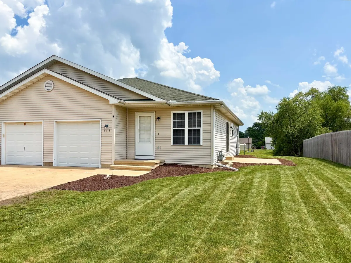 919 Colorado Street, Marseilles, IL 61341 - #1