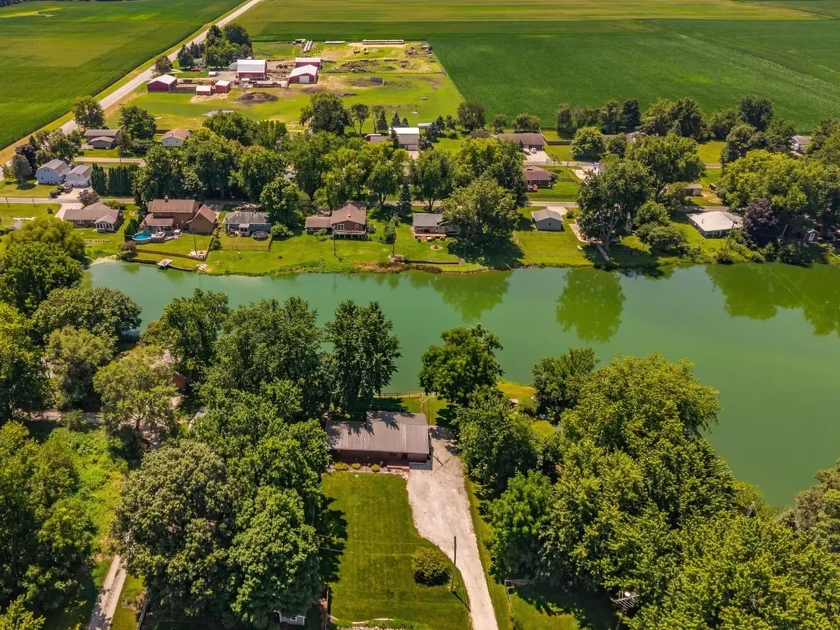 24401 Peyton Place, Hudson, IL 61748 - #1