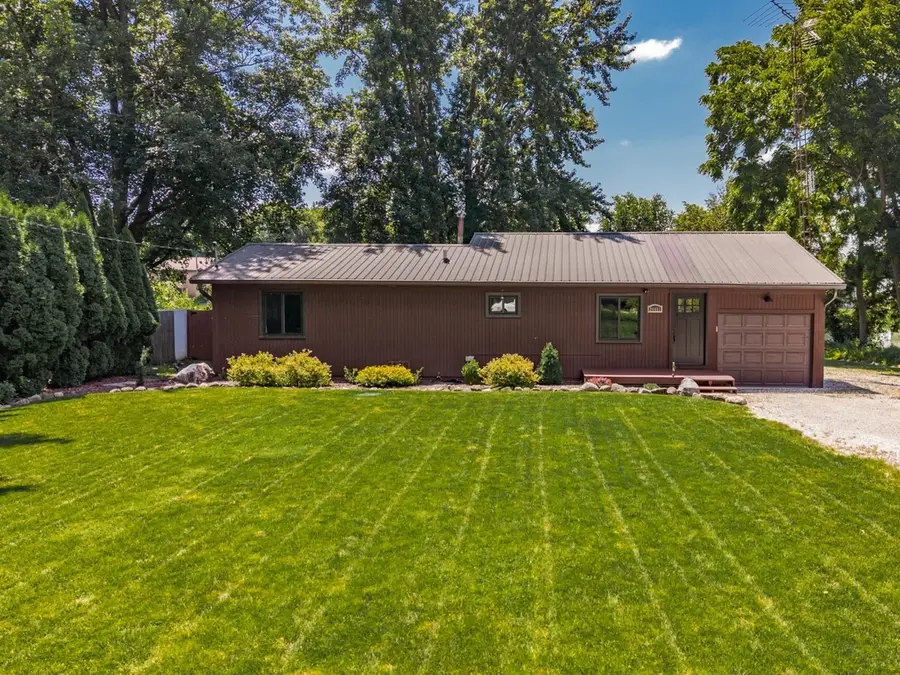 24401 Peyton Place, Hudson, IL 61748 - #2