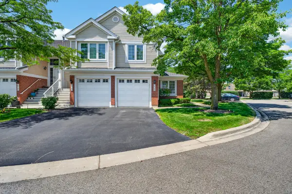 7410 Lincoln Avenue #B, Skokie, IL 60076