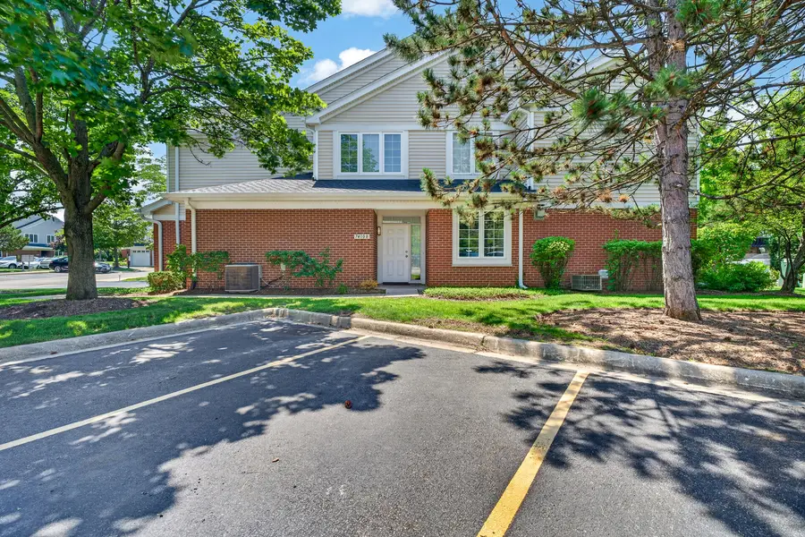 7410 Lincoln Avenue #B, Skokie, IL 60076 - #2