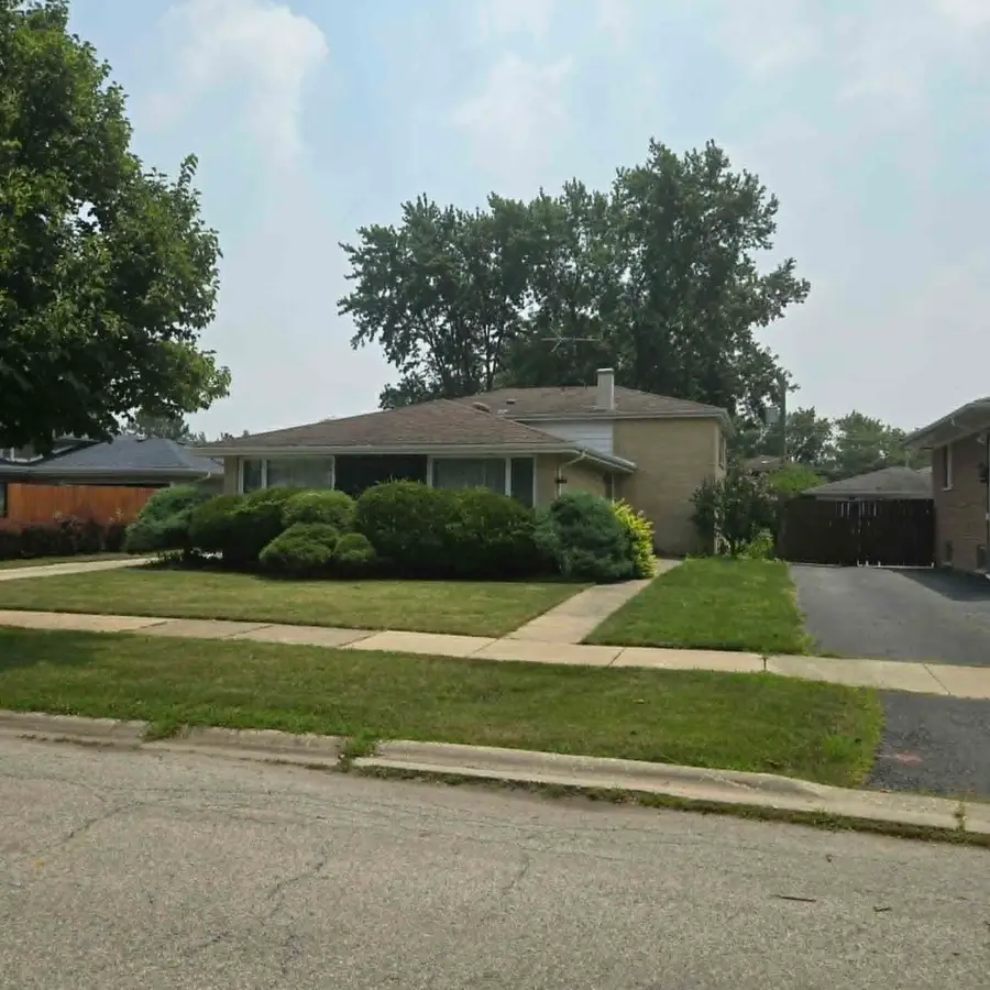235 Abbott Avenue, Chicago Heights, IL 60411 - #3