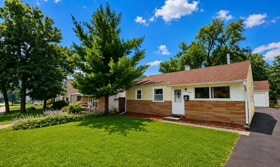 334 S Seymour Avenue, Mundelein, IL 60060 - #2