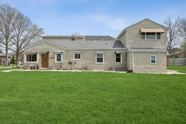 117 Sunrise Avenue, Willowbrook, IL 60527