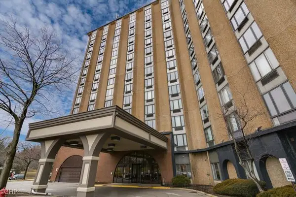 1 Renaissance Place #511, Palatine, IL 60067