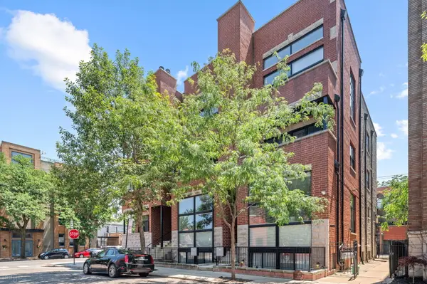 Address Withheld By Seller, Chicago, IL 60612