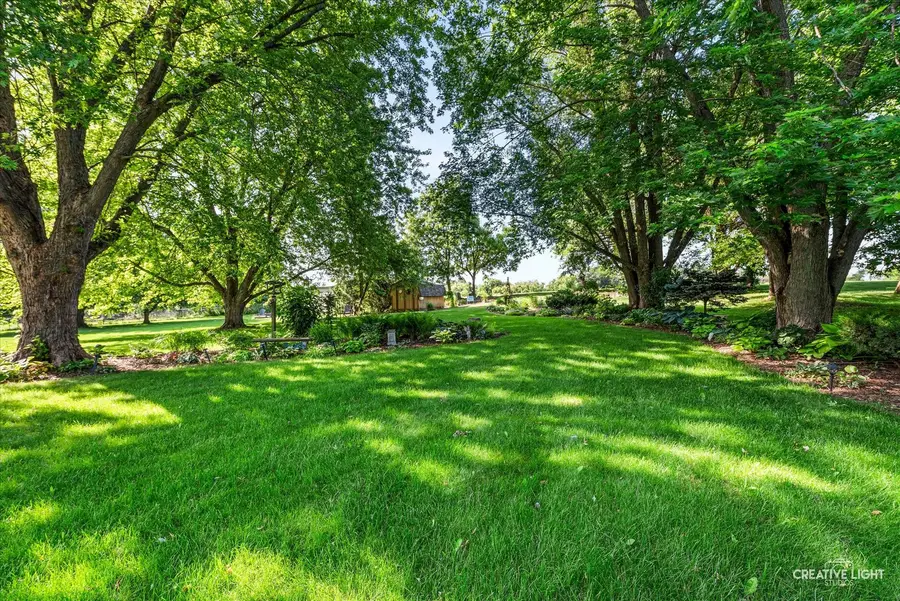 44W043 Fox Wilds Drive, Saint Charles, IL 60175 - #3