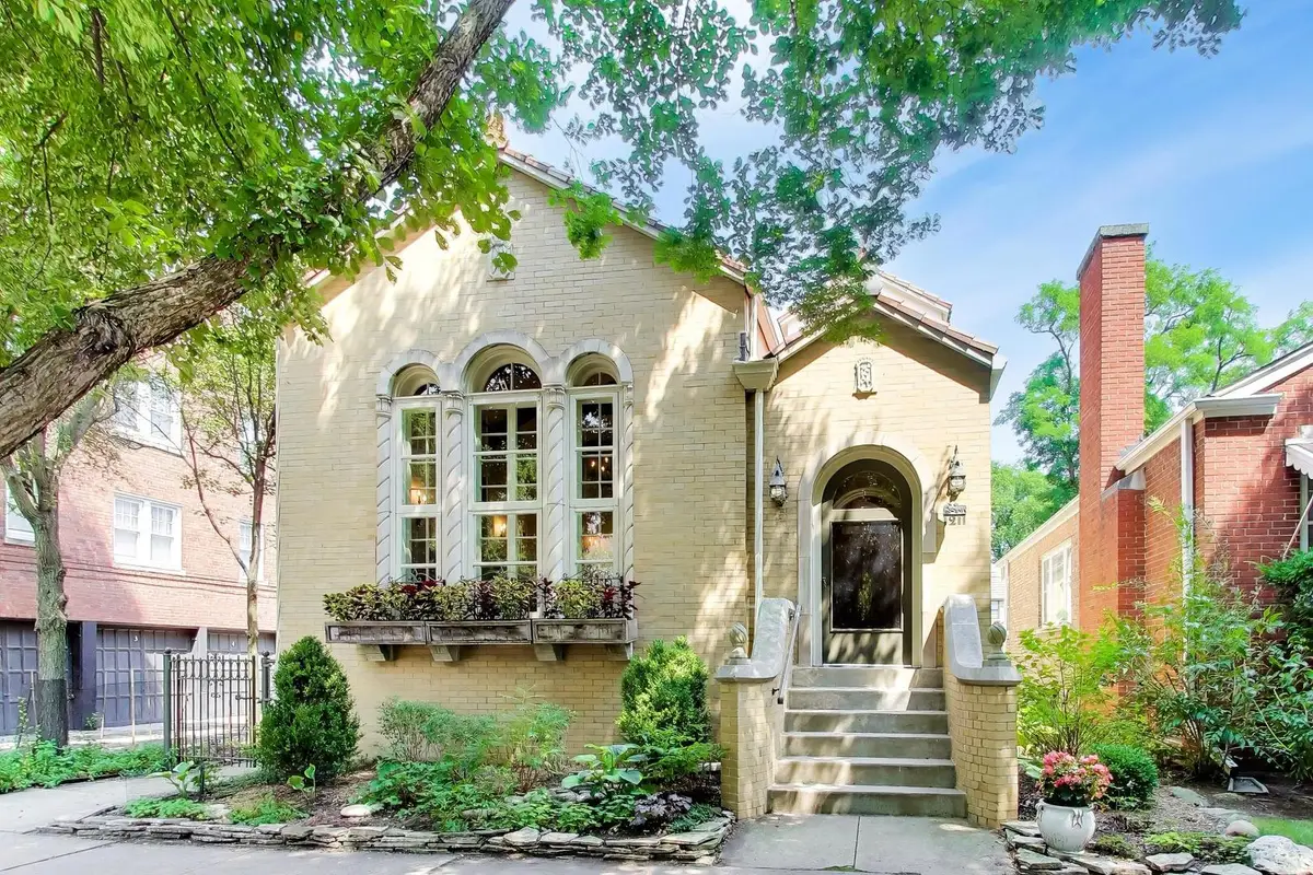 1211 Harvard Terrace, Evanston, IL 60202 - #1
