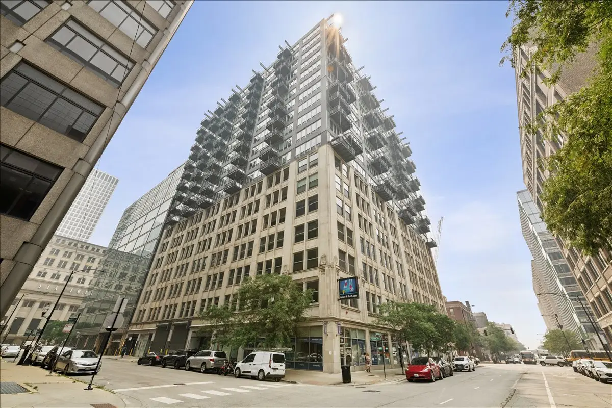 565 W Quincy Street #1611, Chicago, IL 60661 - #1