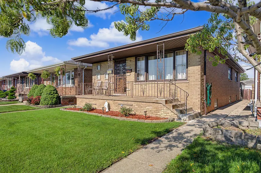 11543 S Ewing Avenue, Chicago, IL 60617 - #3