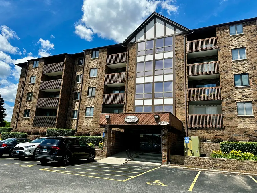 10420 Circle Drive #48B, Oak Lawn, IL 60453 - #2