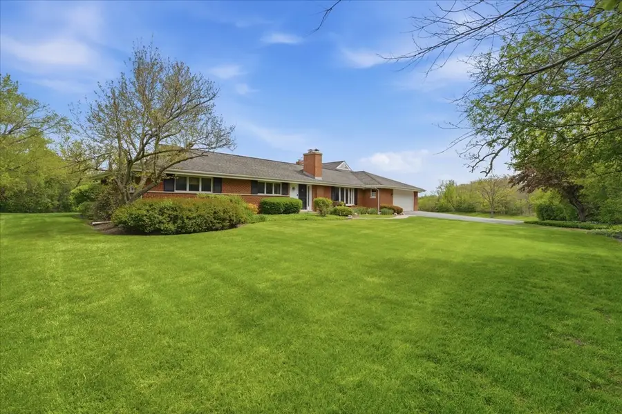 520 W Merri Oaks Road, Barrington Hills, IL 60010 - #2