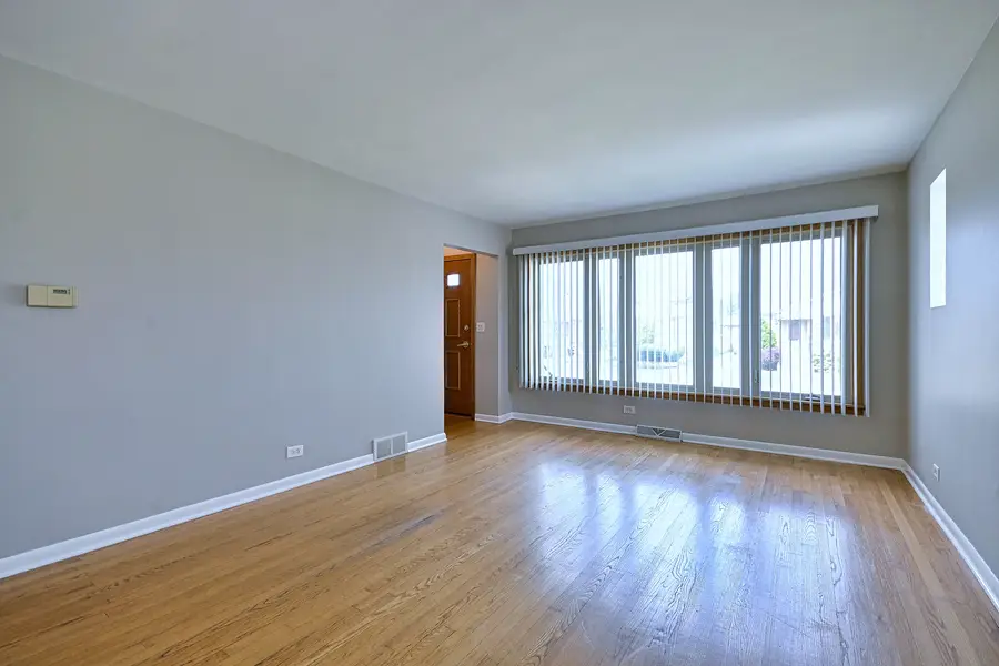 5719 N Orange Avenue, Chicago, IL 60631 - #3