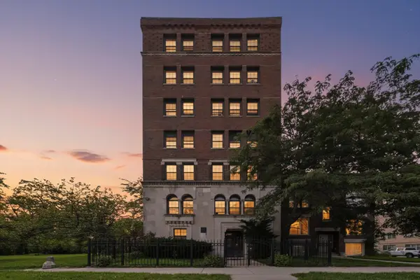 3017 E 78th Street #3A, Chicago, IL 60649