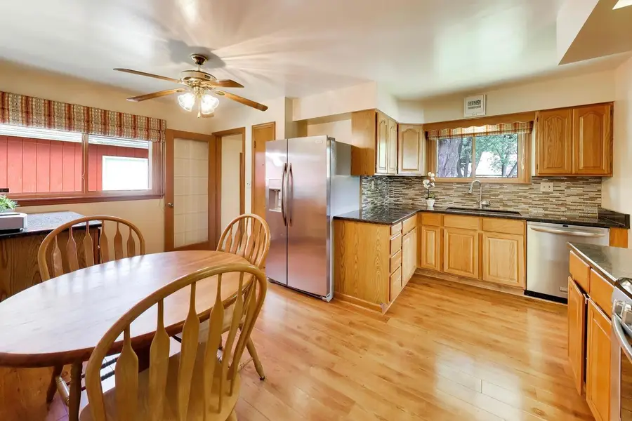 41588 N Illinois Street, Zion, IL 60099 - #3