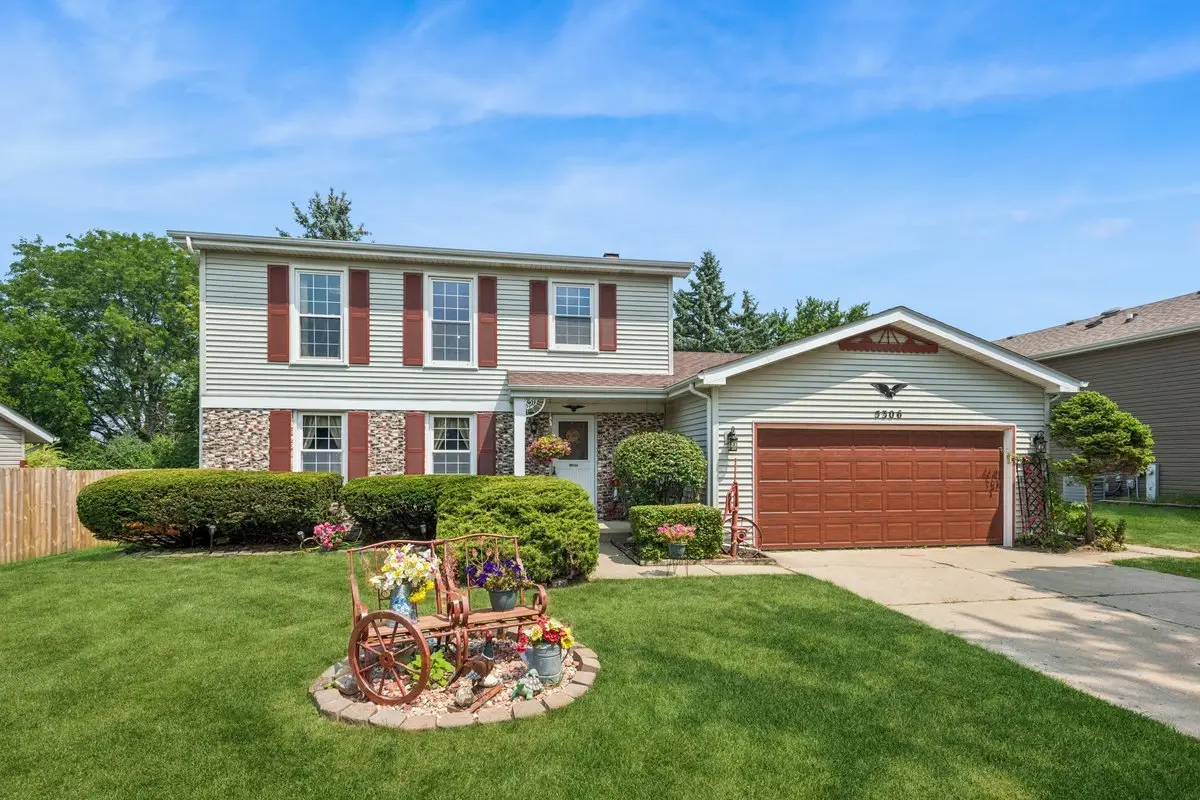 5306 W Winding Creek Drive, McHenry, IL 60050 - #1
