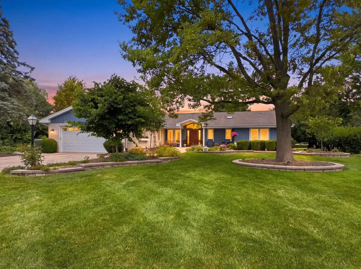 1110 Lake Shore Drive N, Barrington, IL 60010 - #1