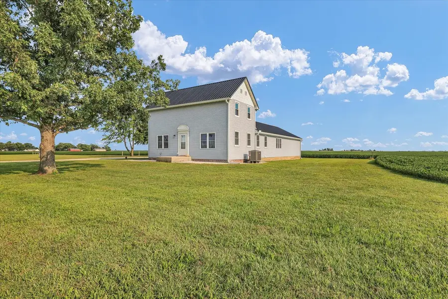 2055 County Road 2500 Road, Thomasboro, IL 61878 - #3