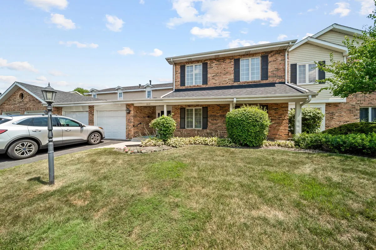7215 Willow Way Lane #10A, Willowbrook, IL 60527 - #1