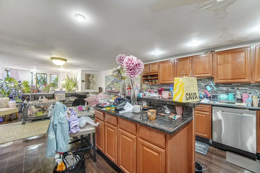 7020 S Paxton Avenue #GS, Chicago, IL 60649 - #2