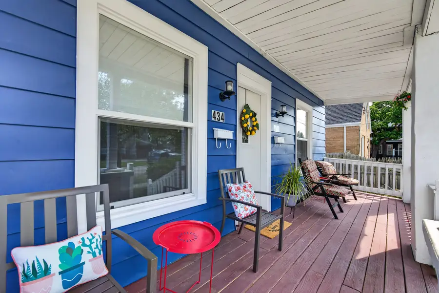 434 16th Avenue, Rockford, IL 61104 - #2