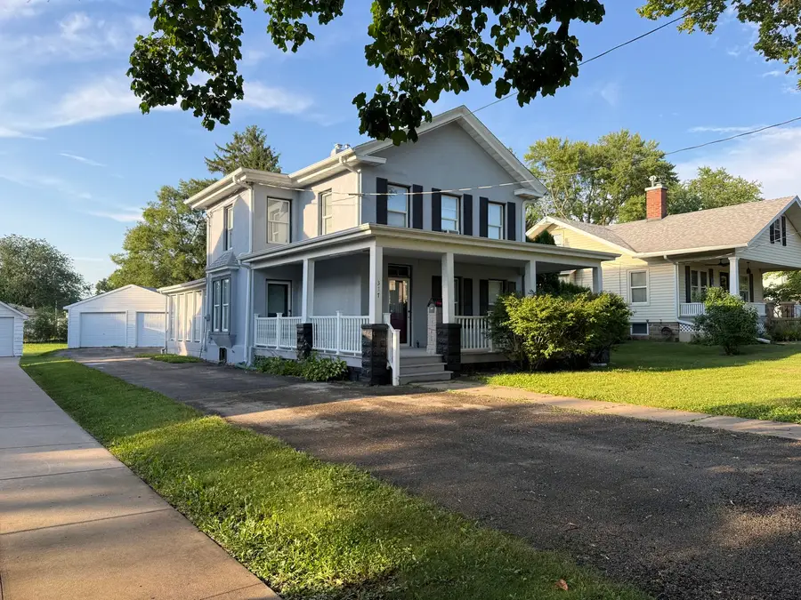 317 W North Street, Geneseo, IL 61254 - #2