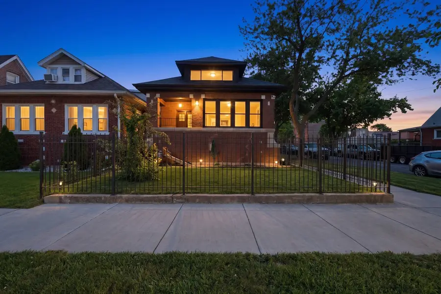 6600 S Washtenaw Avenue, Chicago, IL 60629 - #2
