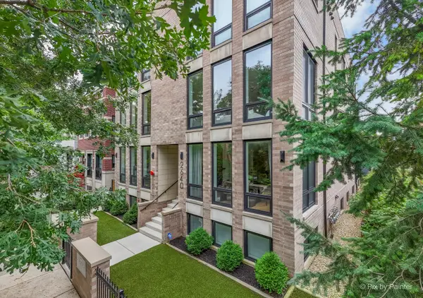 2640 N Bosworth Avenue #PHS, Chicago, IL 60614