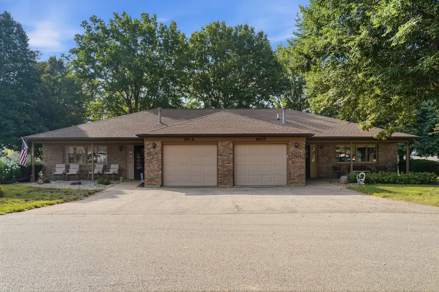 801 Coventry Lane #B, Sterling, IL 61081 - #3