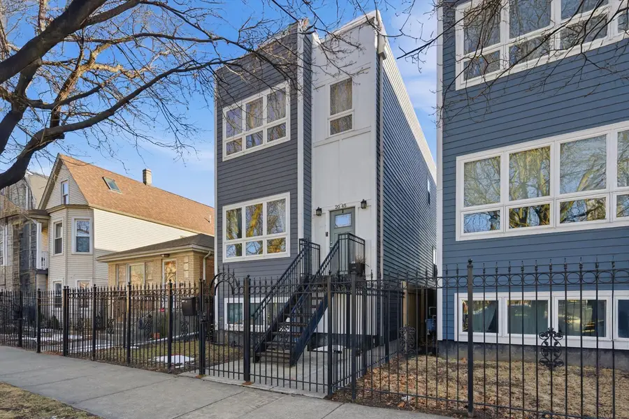2045 N La Crosse Avenue, Chicago, IL 60639 - #3