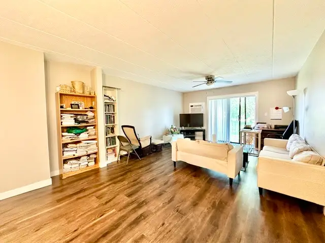 264 E Bailey Road #H, Naperville, IL 60565 - #3