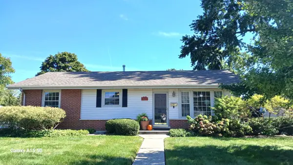 13039 W Playfield Drive, Crestwood, IL 60418