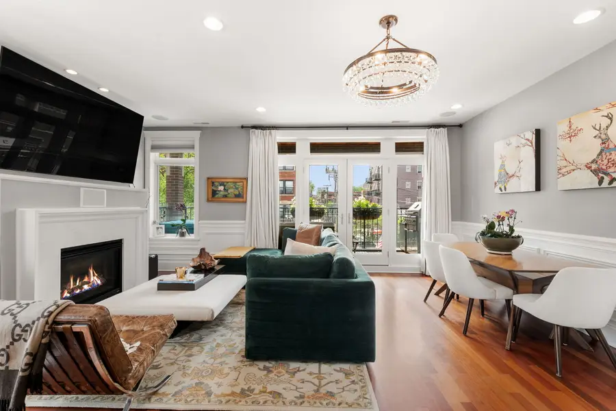 744 W Belmont Avenue #2F, Chicago, IL 60657 - #3