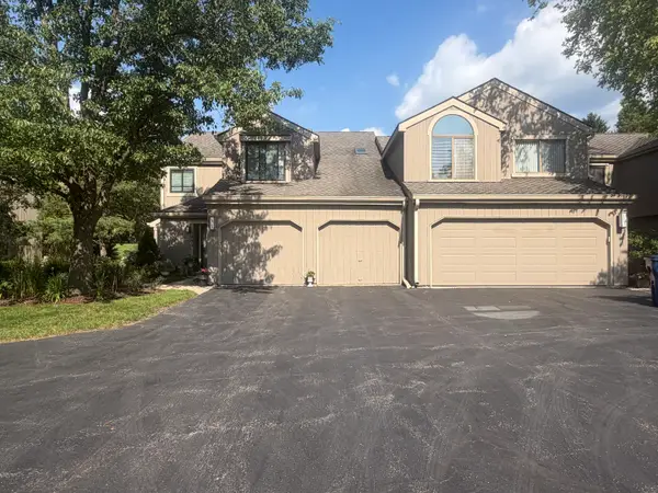 1249 Oak Hill Road #CONDO, Lake Barrington, IL 60010