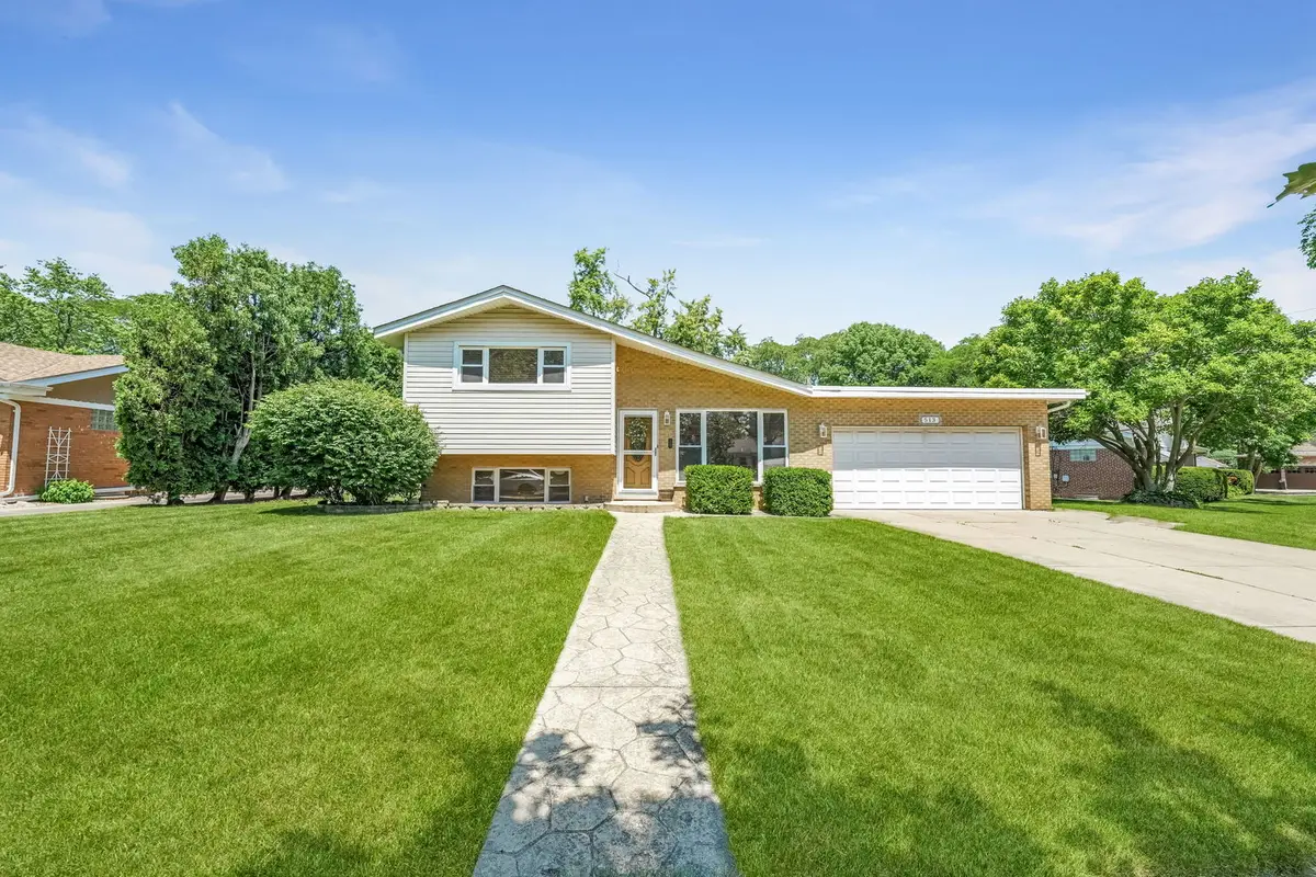 513 W Division Street, Itasca, IL 60143 - #1