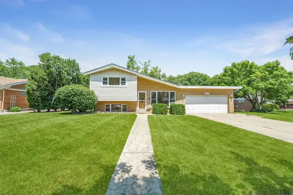 513 W Division Street, Itasca, IL 60143